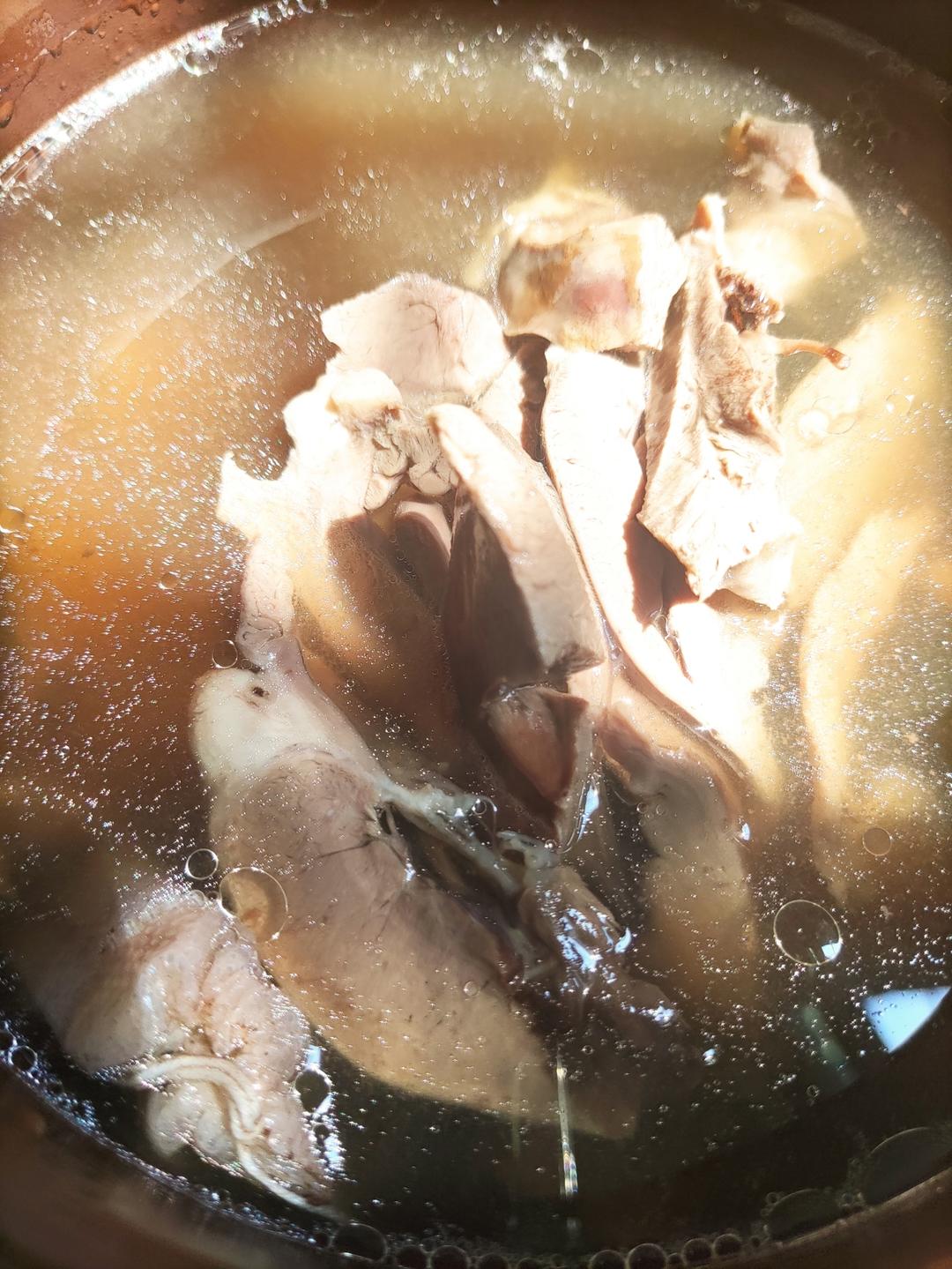 酸枣仁猪心汤的做法 步骤7