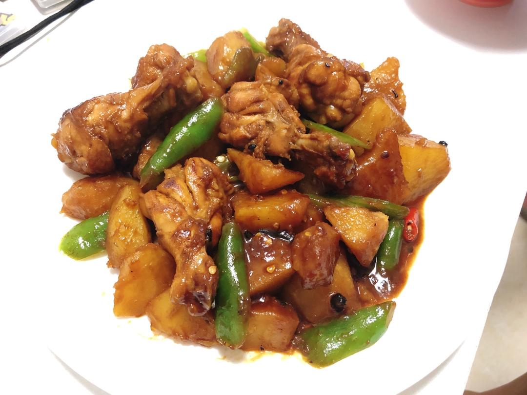 鸡翅根炖土豆