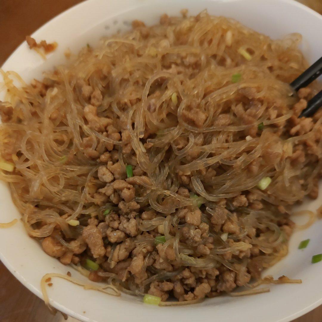 【蚂蚁上树】