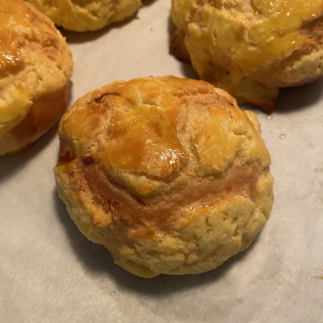 好吃到炸裂的港式菠萝包（附带制作酥皮的小视频）