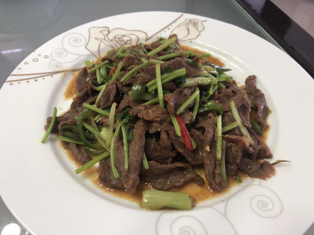 小炒牛肉