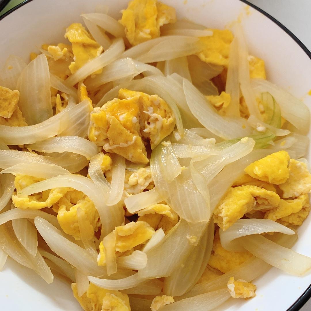 洋葱炒鸡蛋