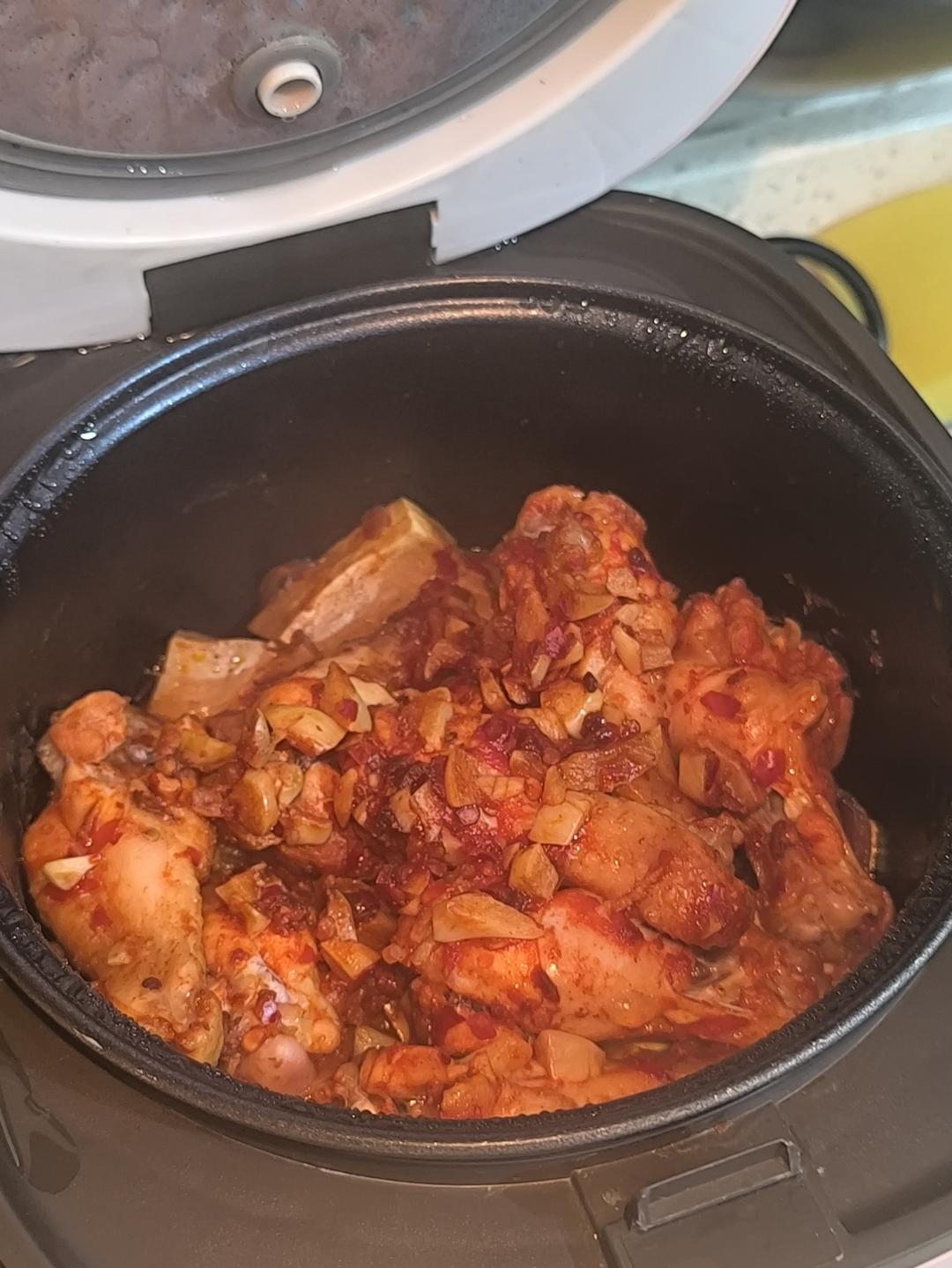 不需要厨艺的减脂餐——电饭煲焖鸡腿