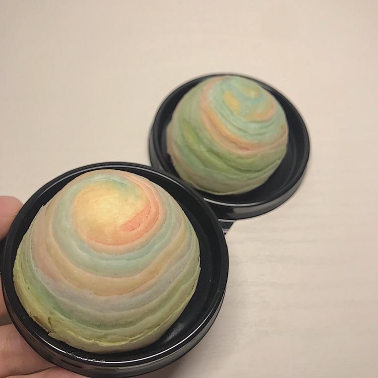 彩虹蛋黄酥（独角兽蛋黄酥）