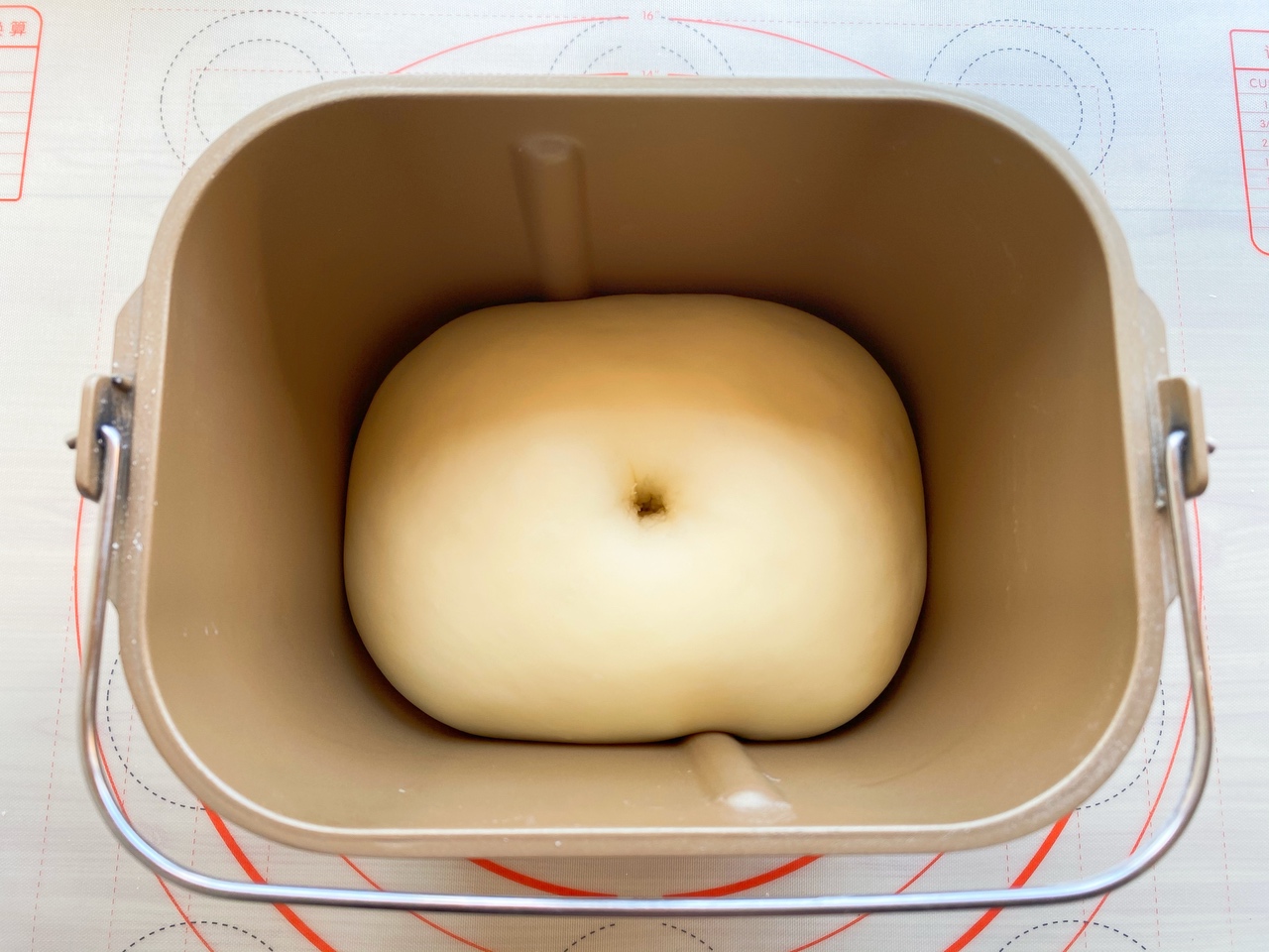 免烤箱❗️可以爆浆的卡士达酱甜甜圈🍩巨简单的做法 步骤4