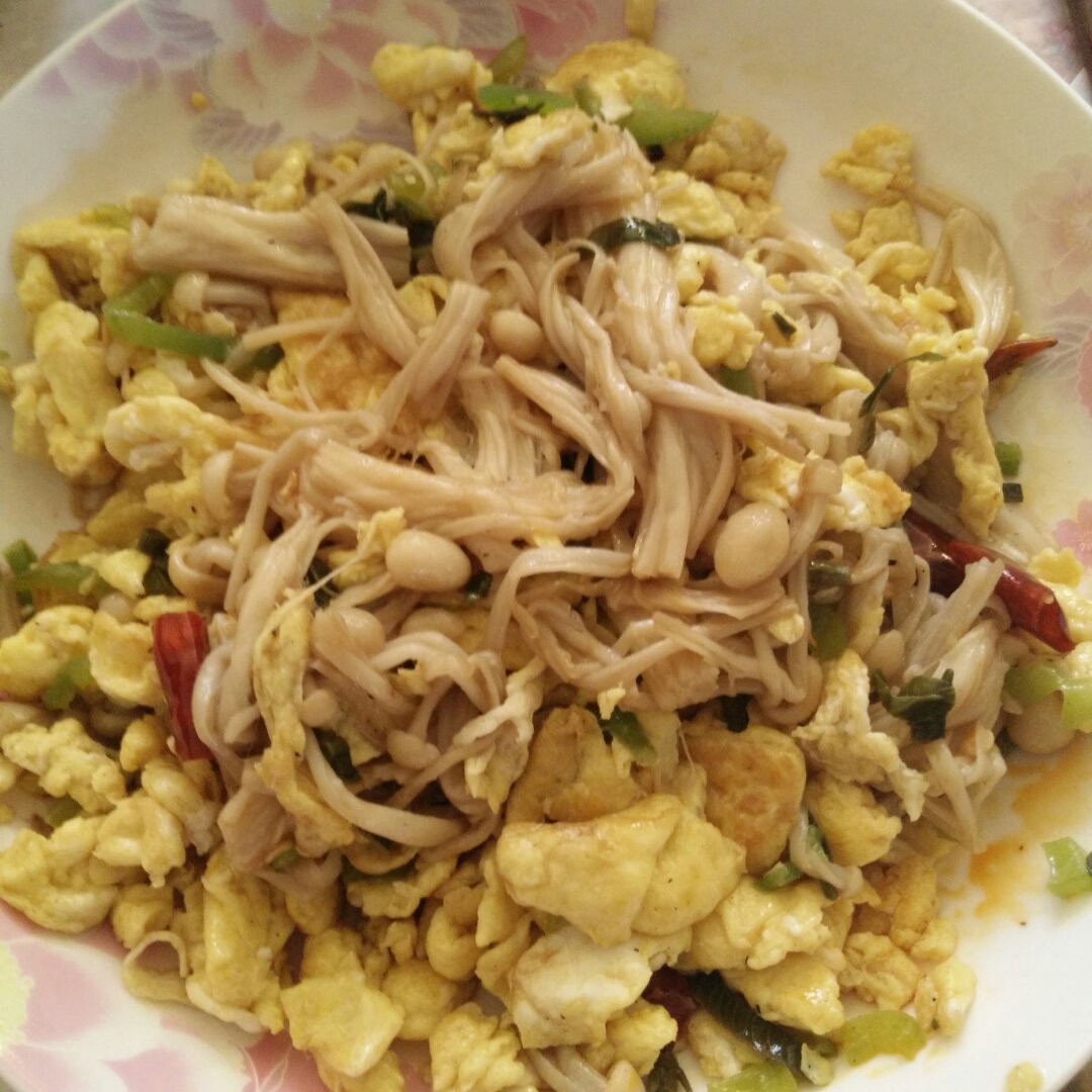 金针菇炒鸡蛋