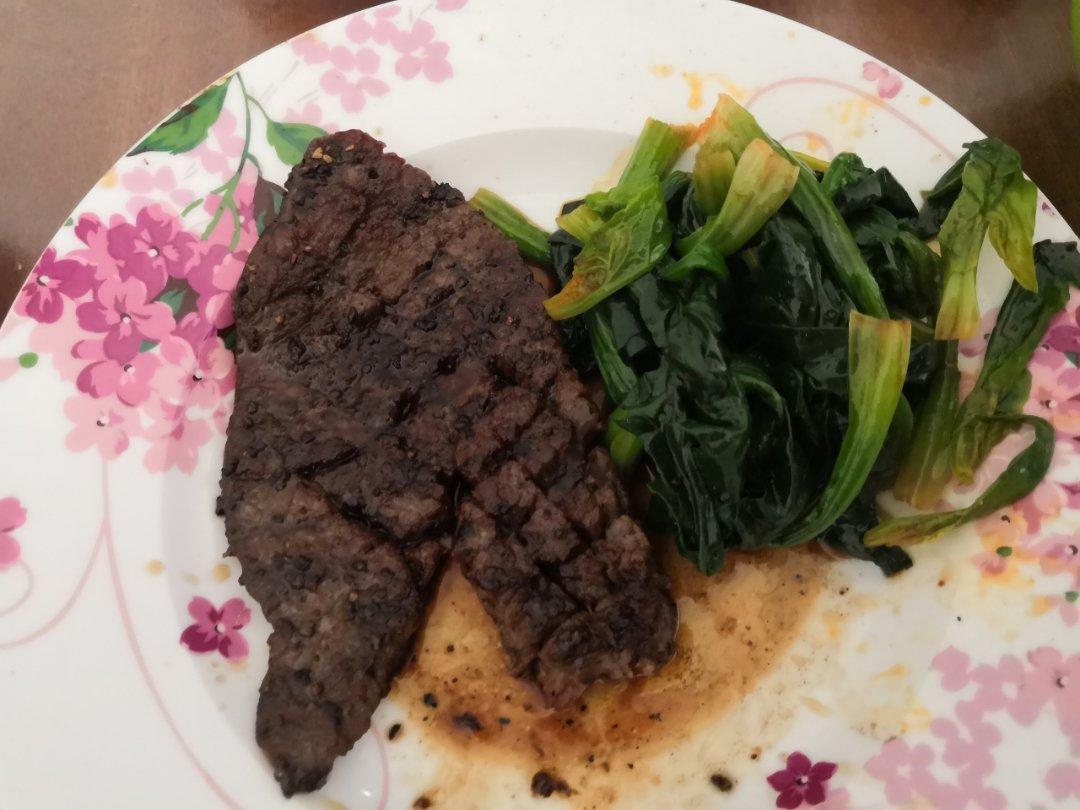 黑椒牛排