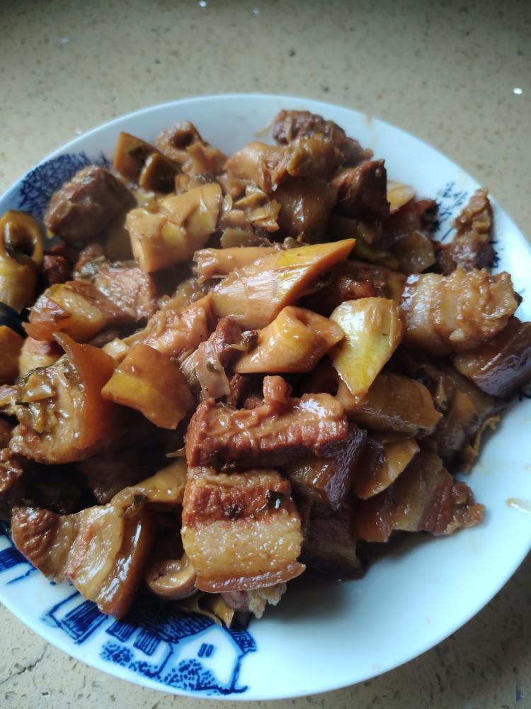 堂妈小厨——笋子烧肉