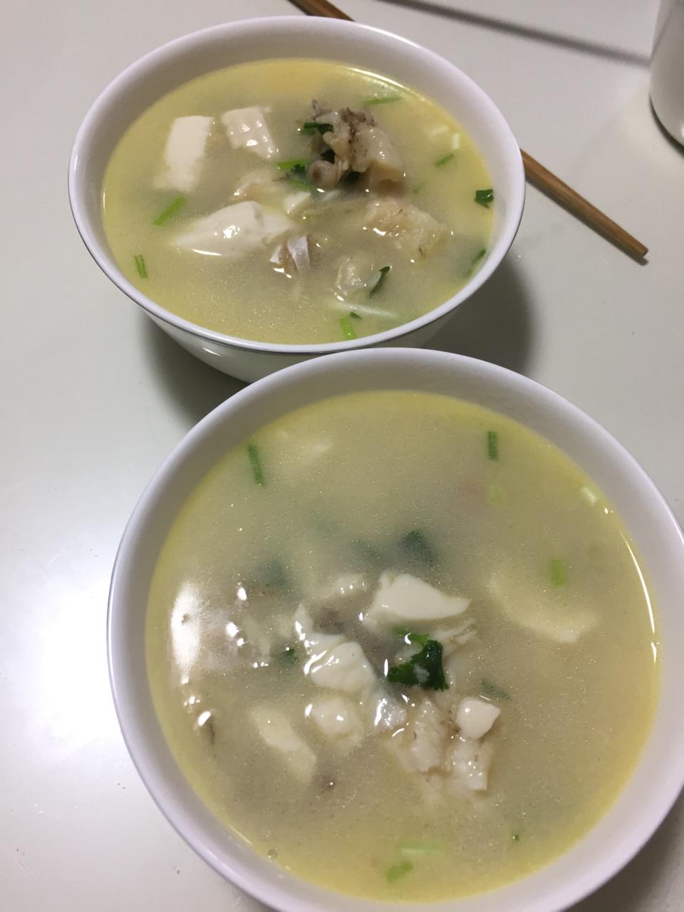 鱼头豆腐汤