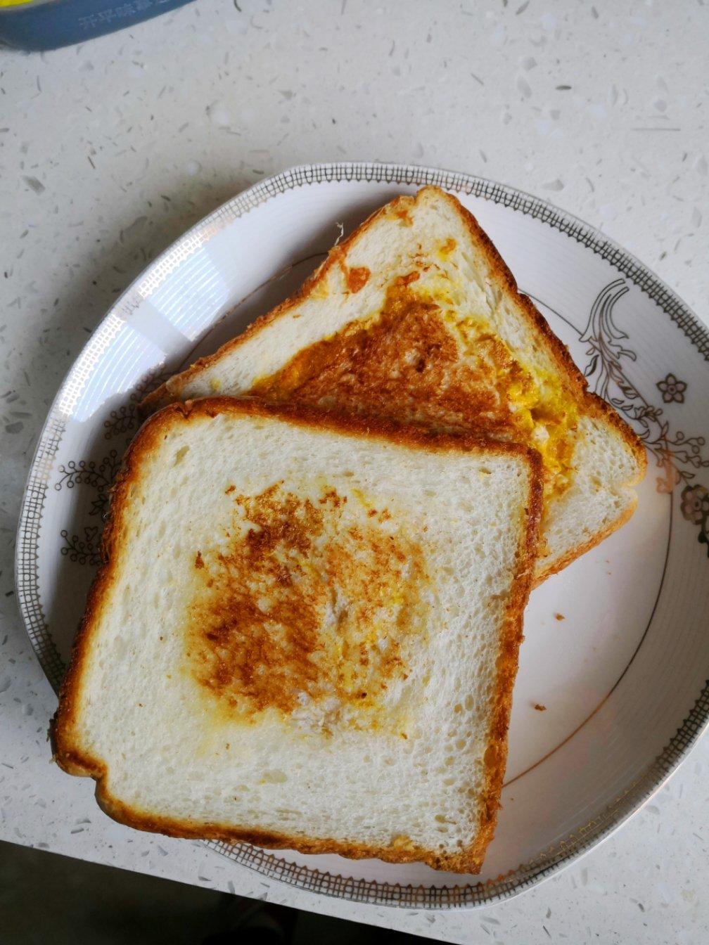 鸡蛋芝士烤吐司