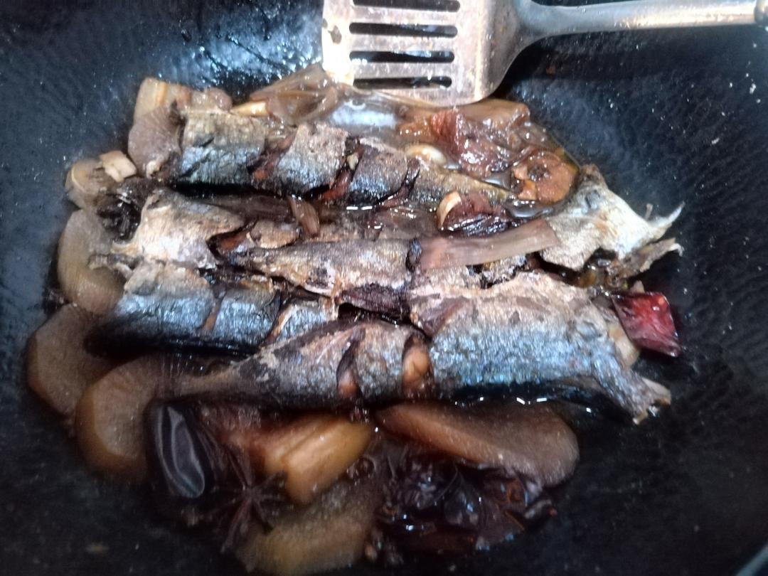 啤酒炖鲭鱼