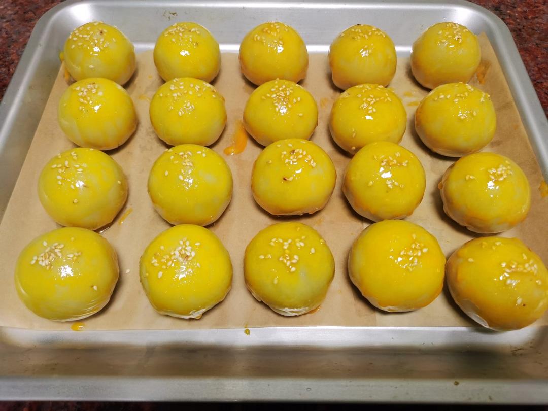 超简单 免揉 酥掉渣的蛋黄酥(超详细附全程视频)不破酥『万能酥皮』