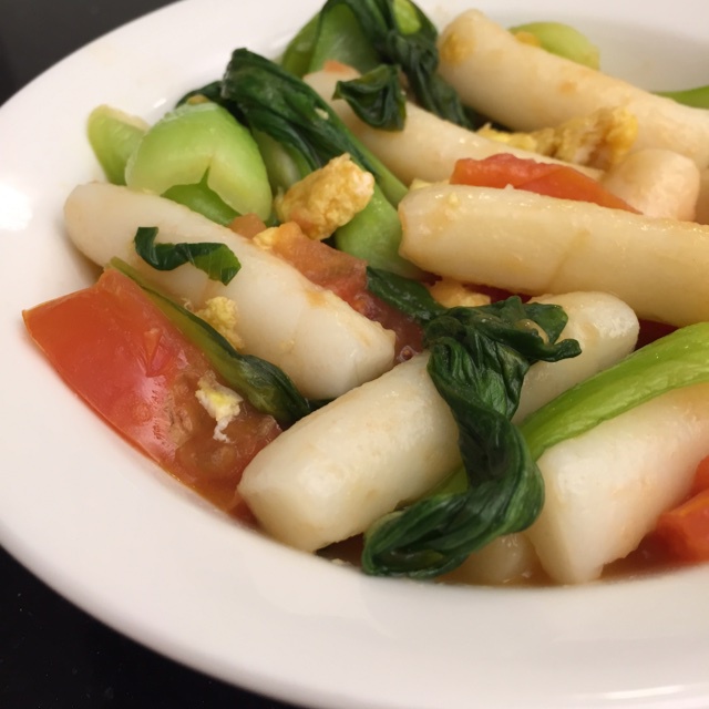 杂蔬鸡蛋炒年糕