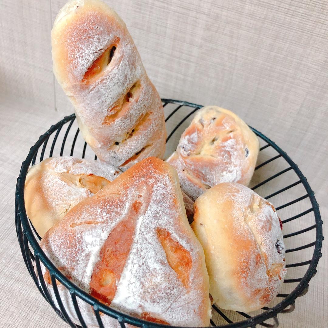 面包店里的常客——蔓越莓奶酪软欧