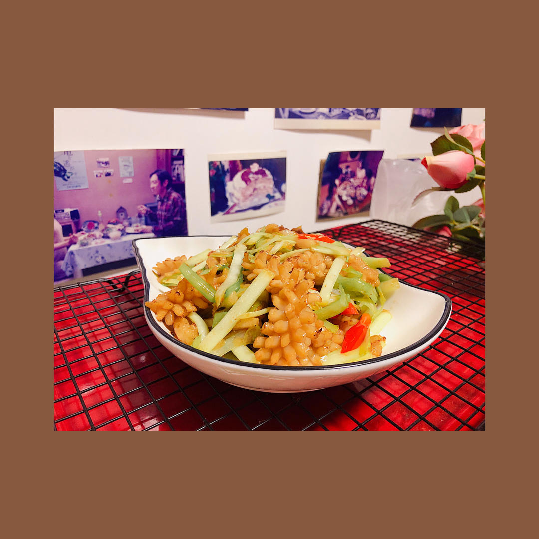 韭黄鱿鱼花