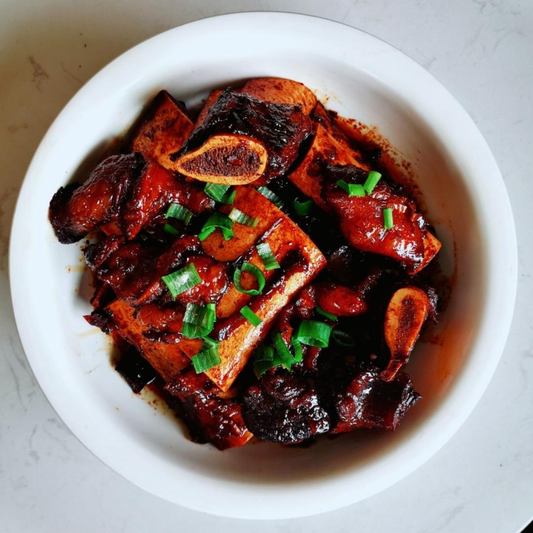 简单易做的硬菜—红烧牛肋骨