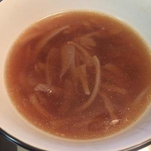 一勺酱油的法式洋葱汤的做法 步骤3