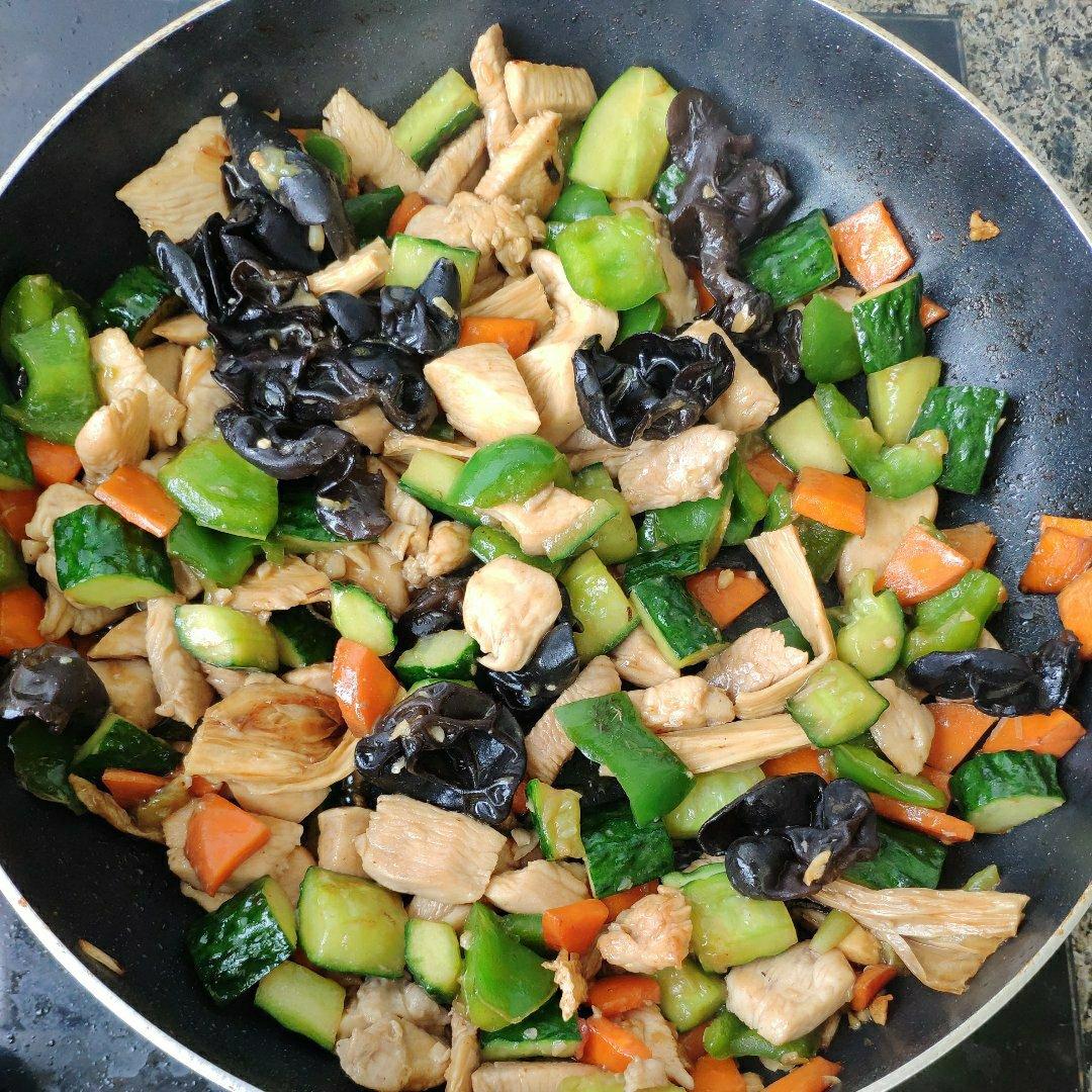 第一次发现鸡胸肉还可以这样做，😋好吃不长肉