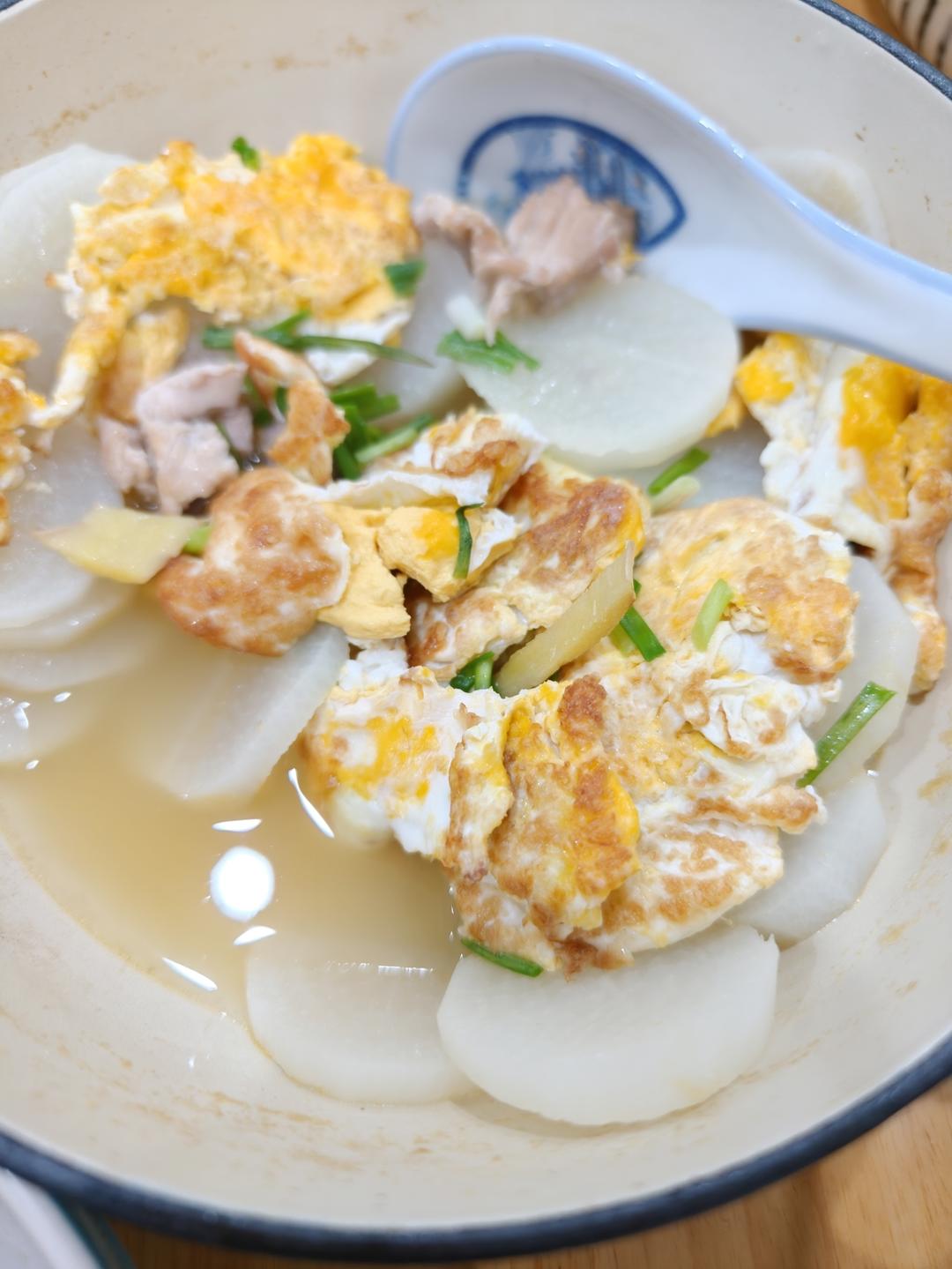 山珍海味一箩筐，不如秋天一碗萝卜汤，汤鲜味美，关键特别有营养