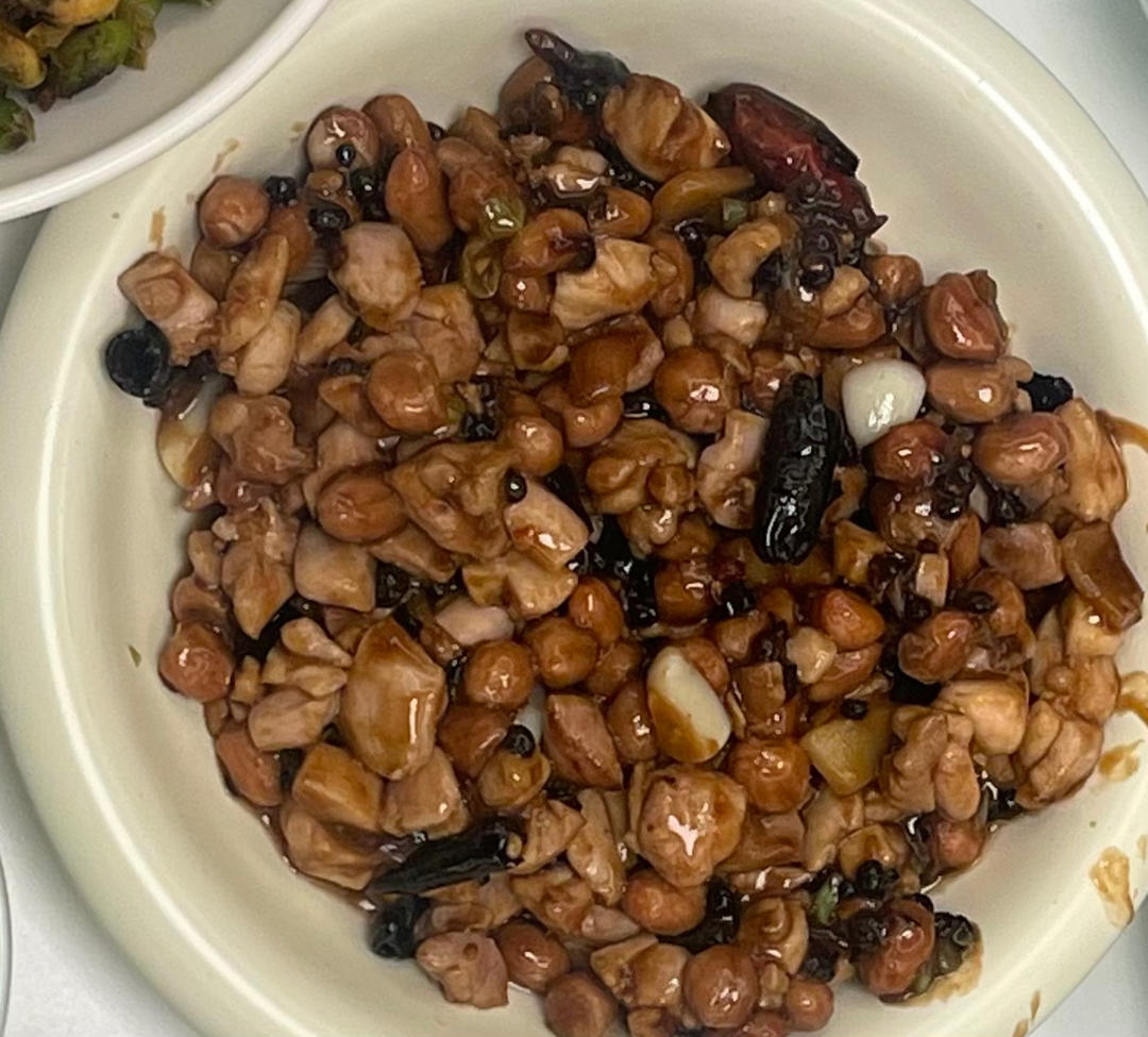 宫保鸡丁！最正宗最讲究的做法！