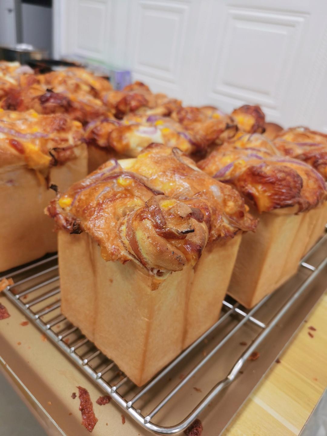 🥓洋葱培根芝士｜咸口小吐司｜大口吃肉｜超多芝士｜超满足