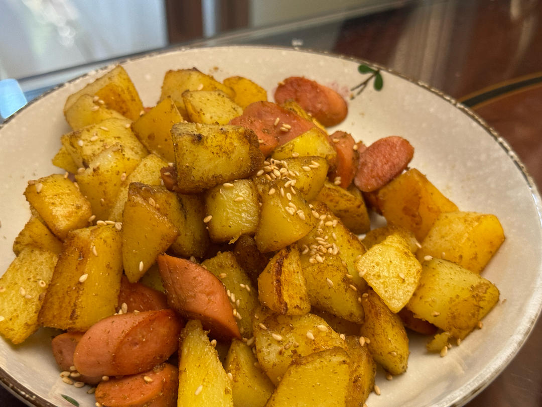 香辣过瘾的孜然土豆火腿，比路边摊还好吃