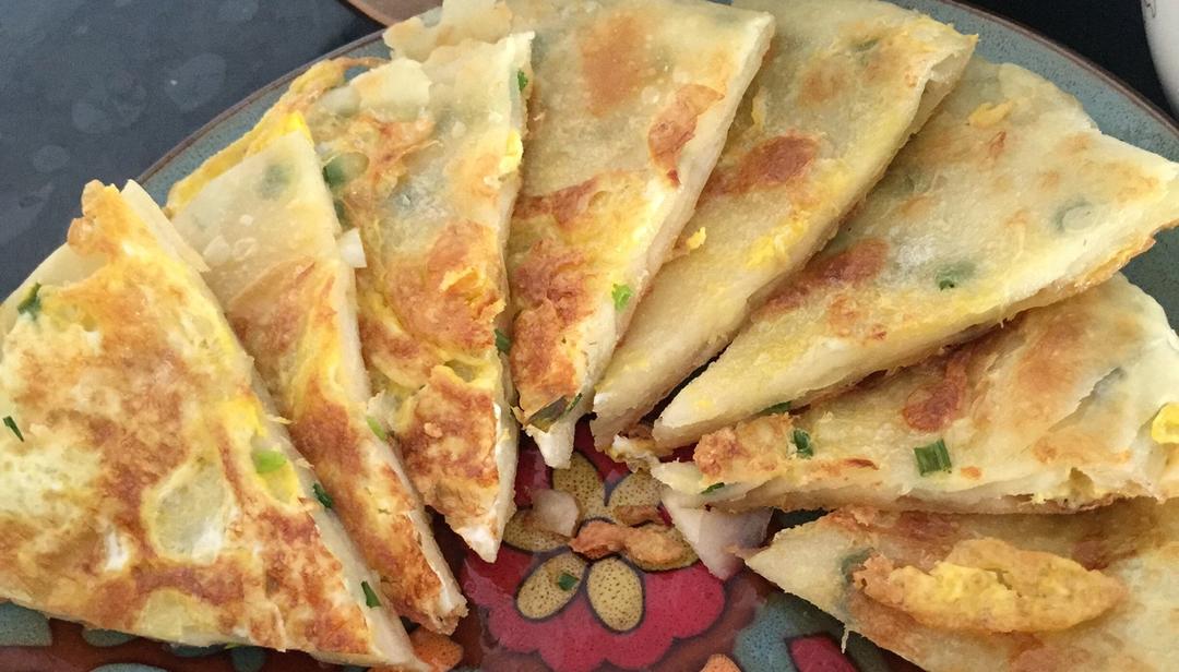 鸡蛋葱油饼                  （更新饼坯保存方法）