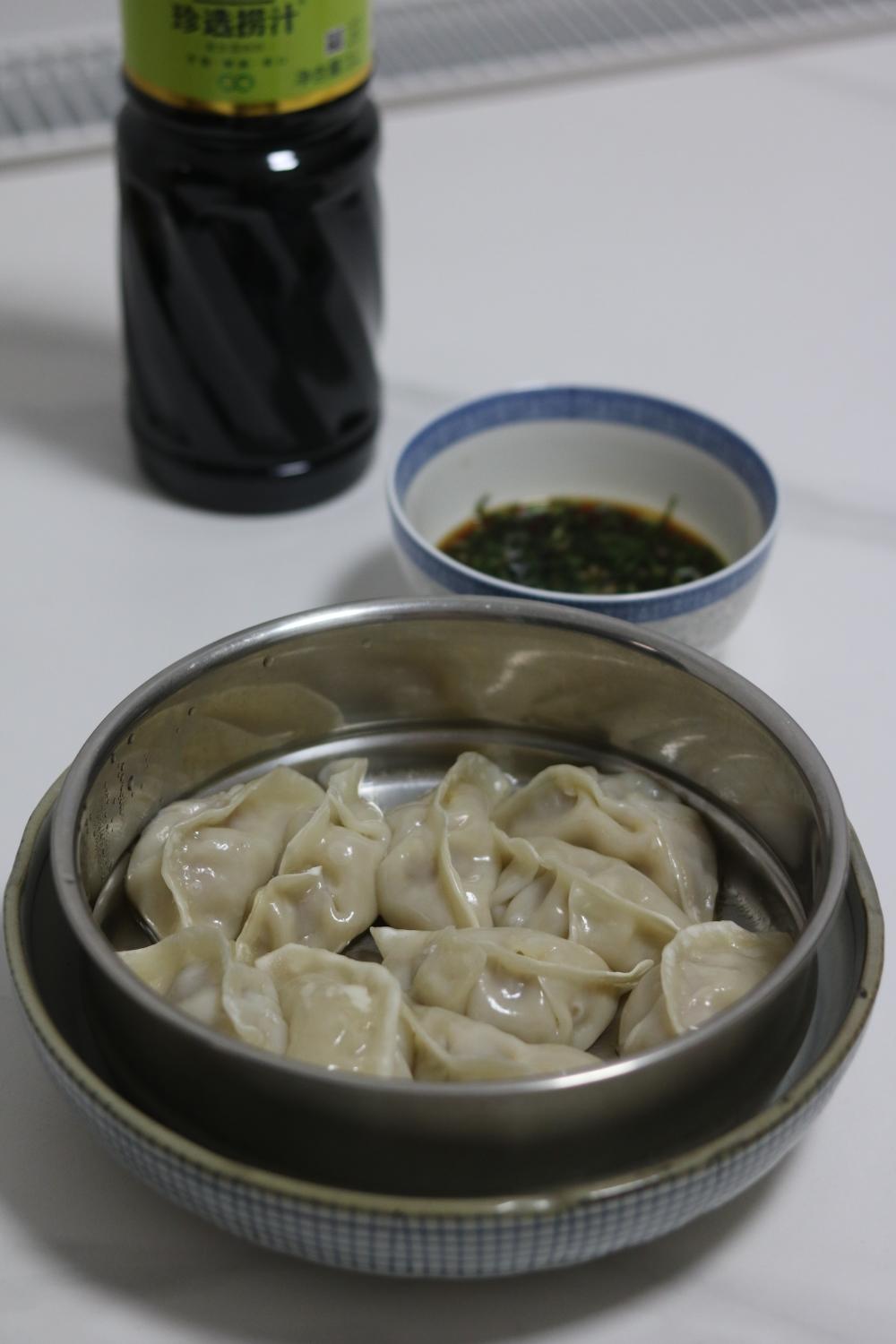 捞汁蒸饺
