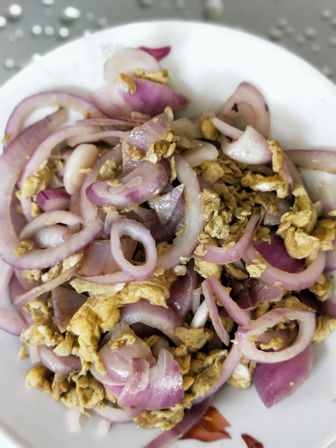 快手菜-紫元葱炒蛋