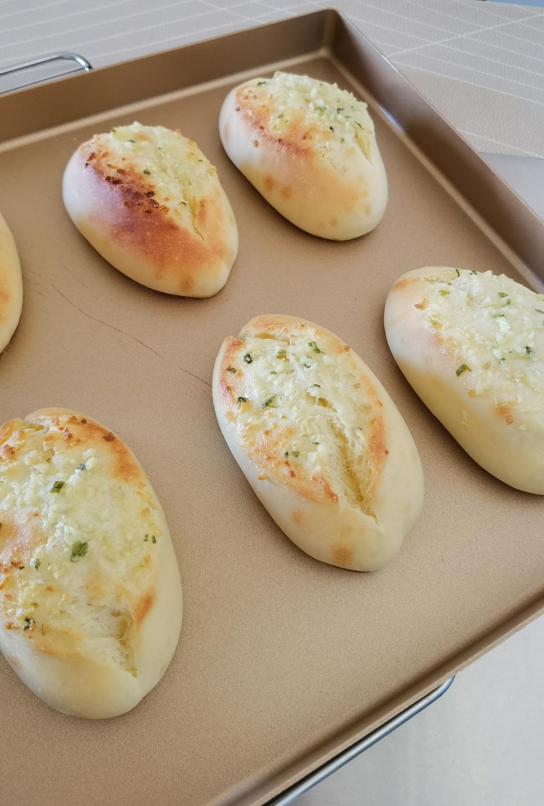 蒜香面包