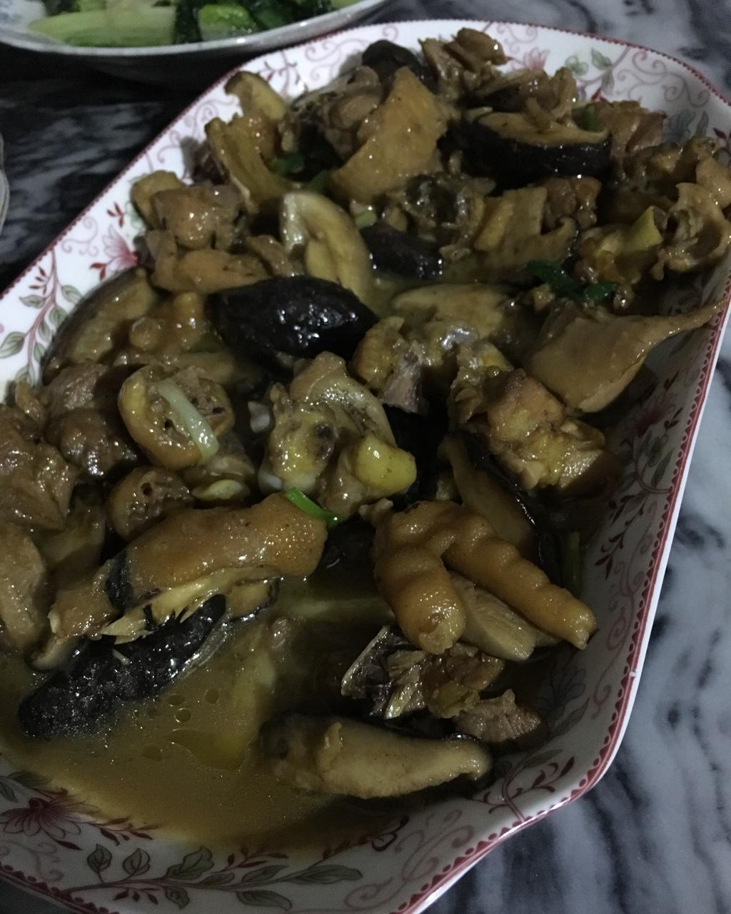 蘑菇滑鸡（香菇滑鸡）