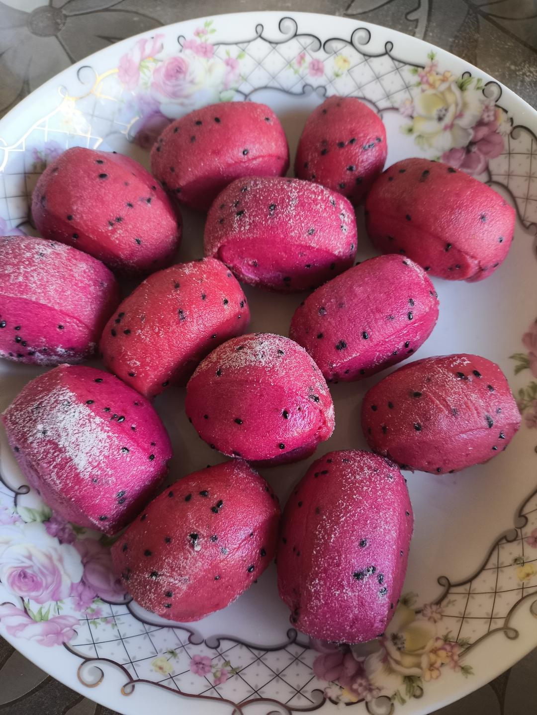 不加水的火龍果饅頭