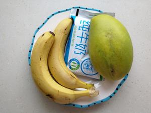 香蕉芒果冰沙的做法 步骤1