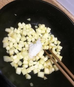无需黄油简易油酥版苹果派     (美味不减)的做法 步骤3