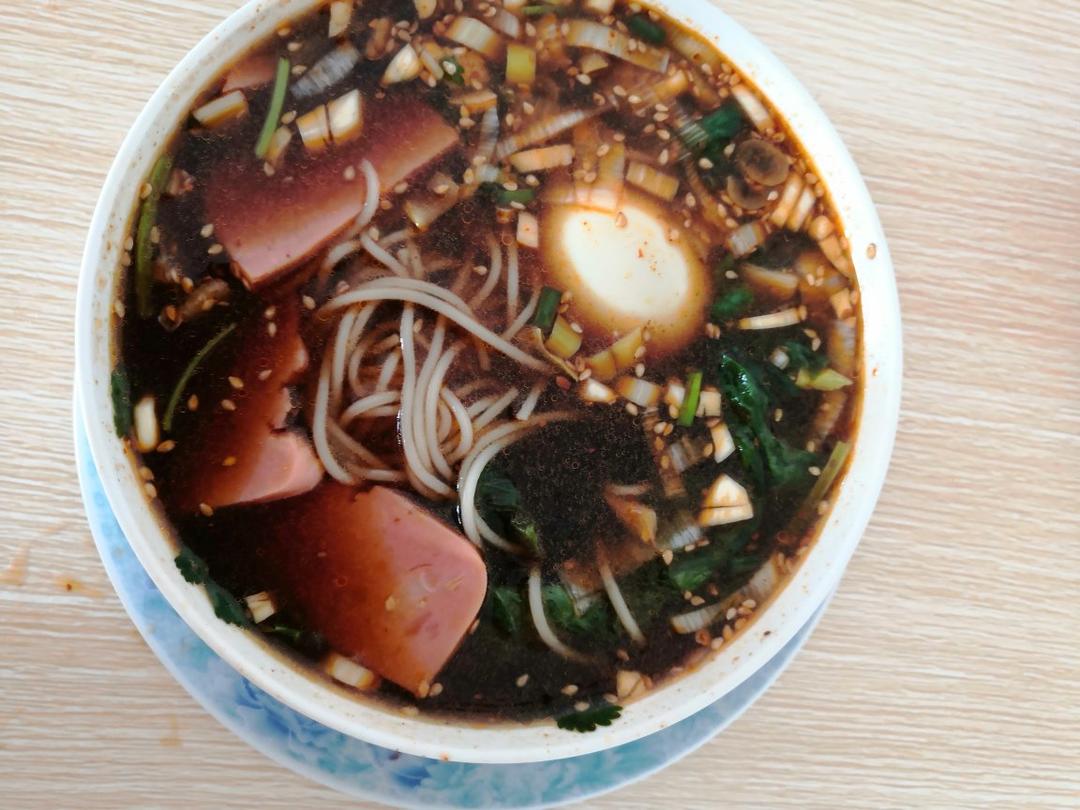 销魂～酸汤面
