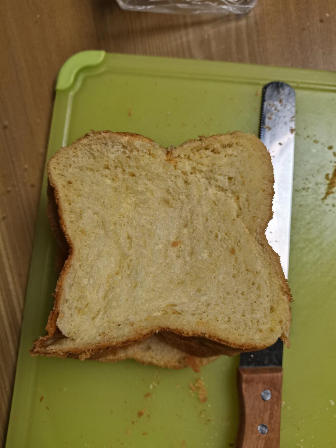 炼乳奶酪包---有面包机的同学做起来更方便哦~~