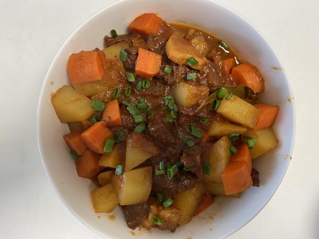 番茄炖牛腩