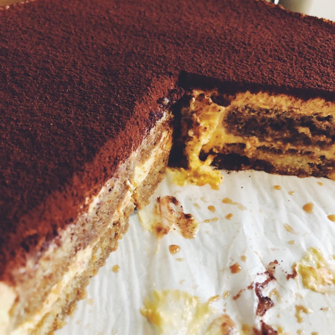 在欧洲学会的经典版提拉米苏