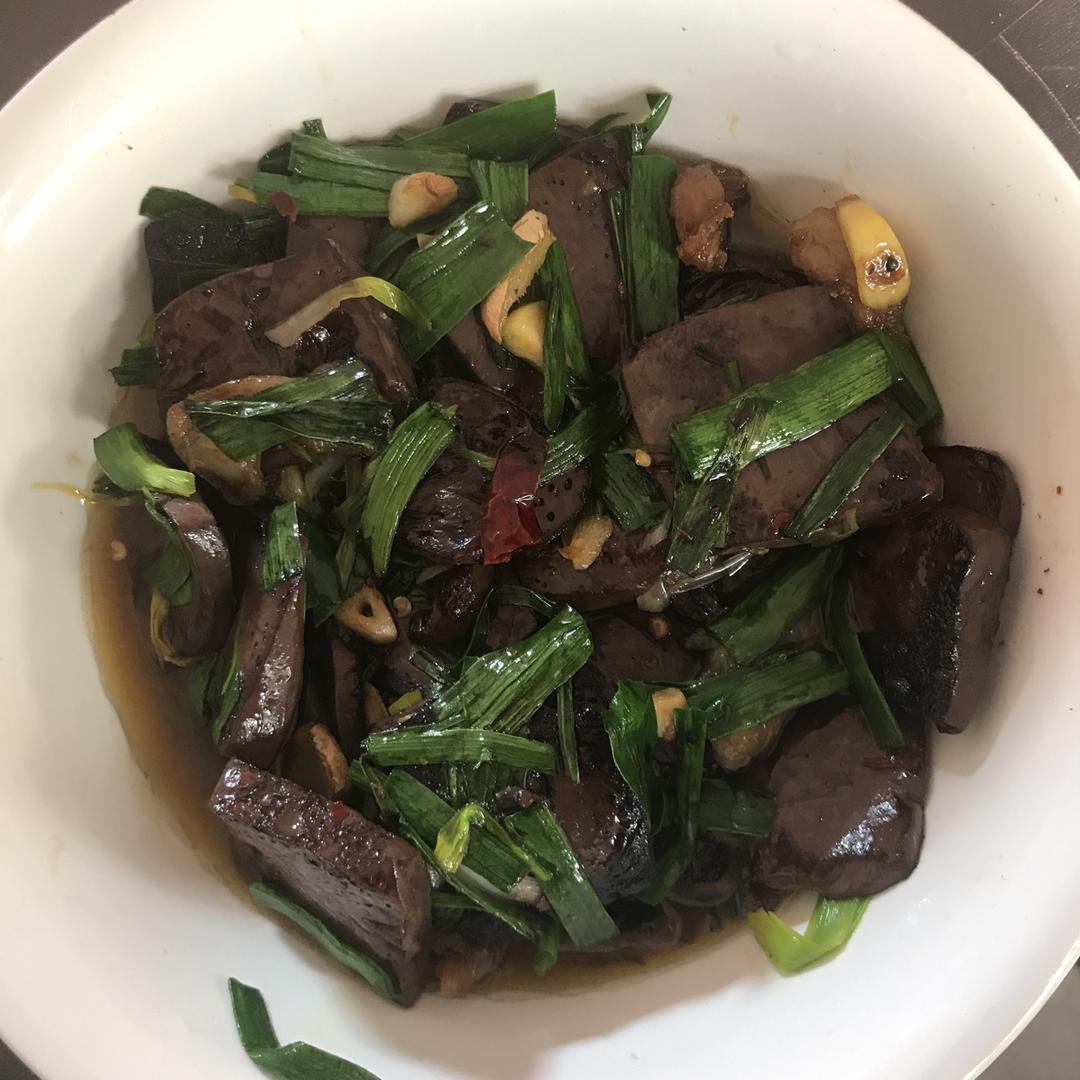 手机用户6836_8tlr做的大蒜炒猪血