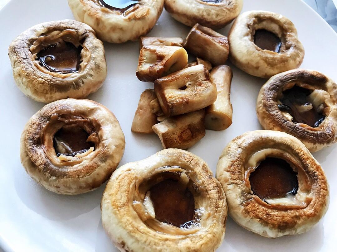 保留最原始鲜味儿的煎口蘑