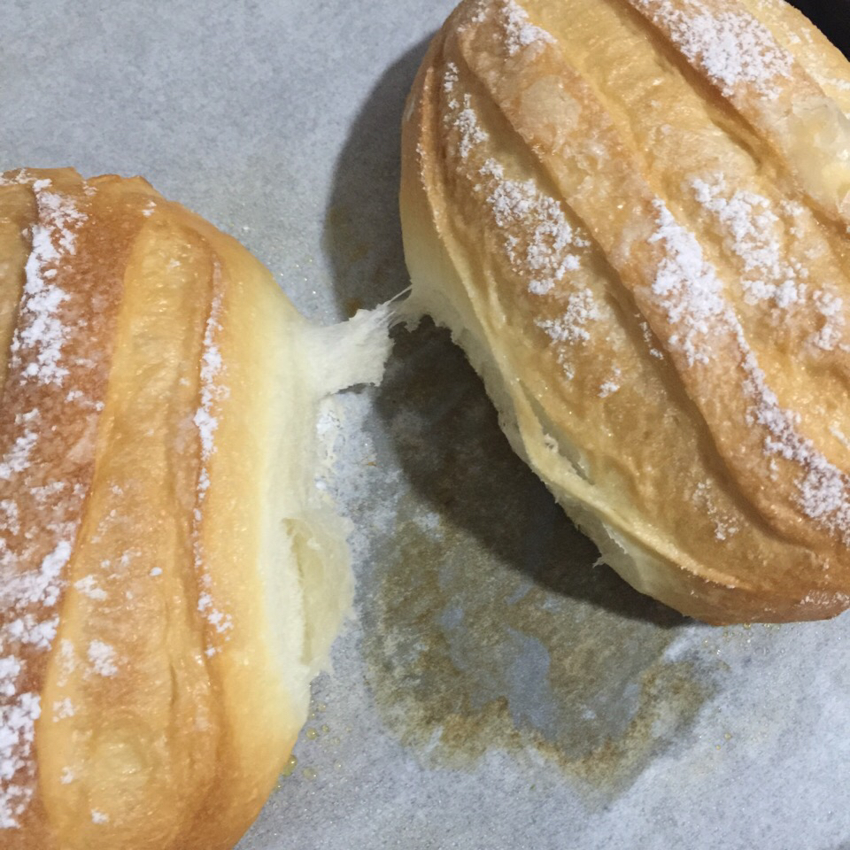 奶油哈斯面包