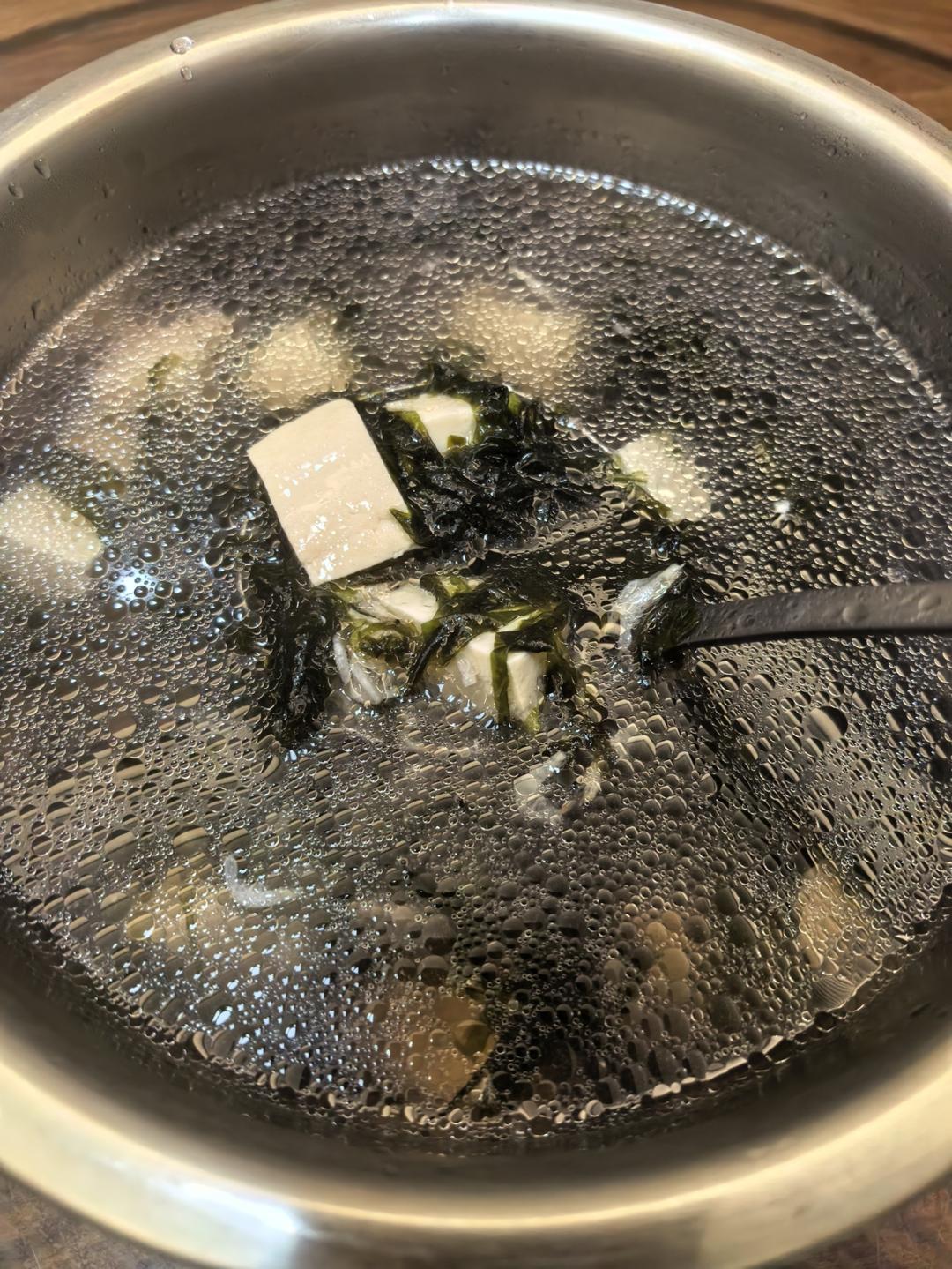 紫菜豆腐汤