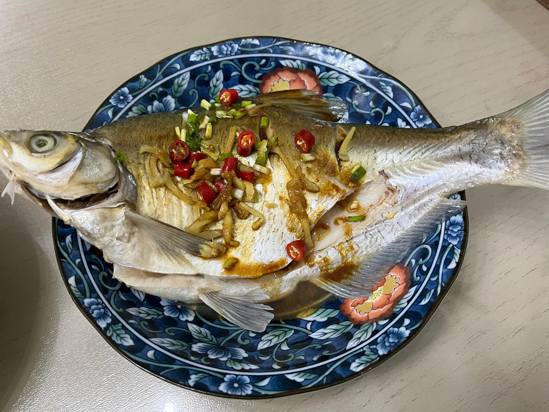 清蒸武昌鱼