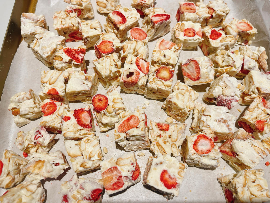 雪花酥（雪花饼，牛轧奶芙，奶酥）