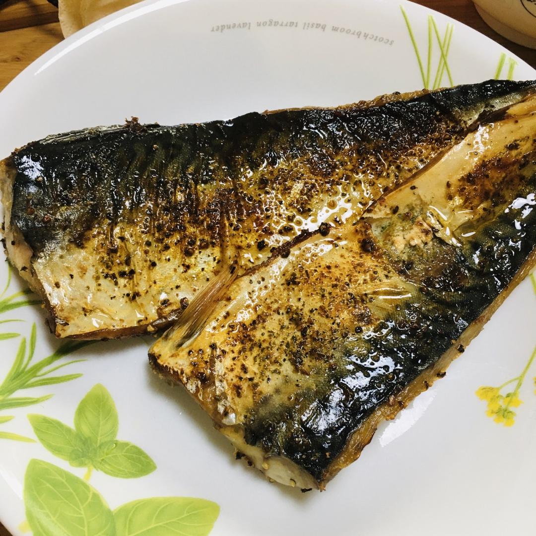 盐烤青花鱼