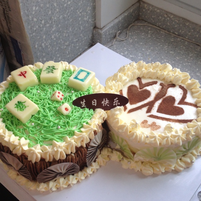 奶油水果装饰蛋糕