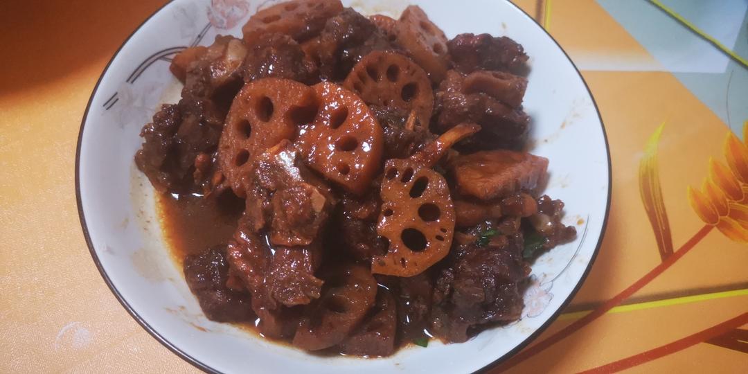 排骨炖莲藕（鲁菜）
