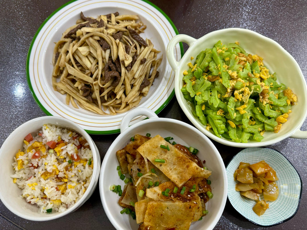 苦瓜炒蛋（清火菜）