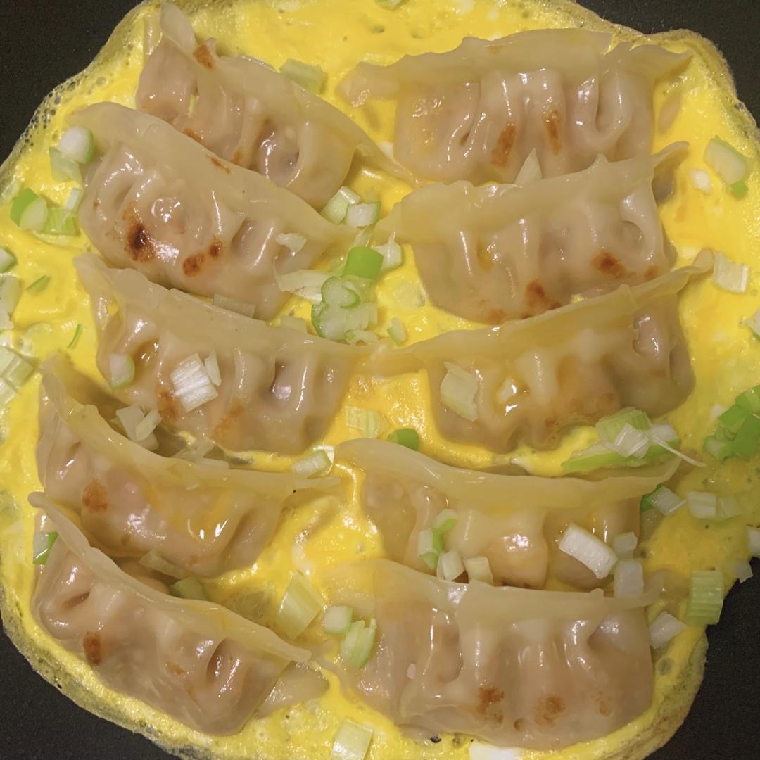 堂妈小厨——抱蛋煎饺