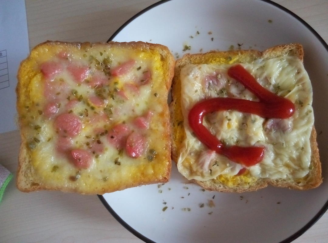 芝士鸡蛋吐司比萨🍕（超简单！）